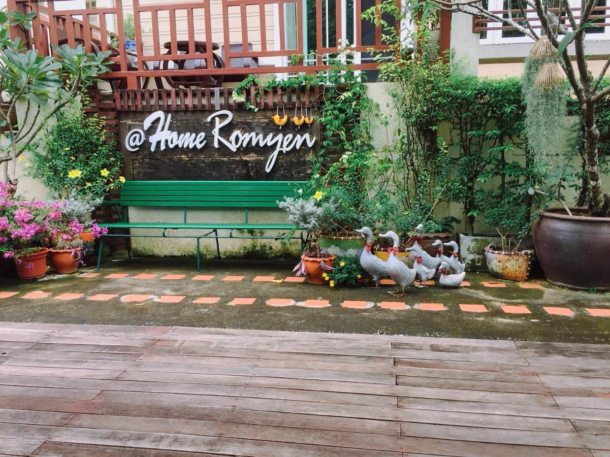 Romyen Cafe' Homestay プラナコーン・シー・アユタヤ エクステリア 写真